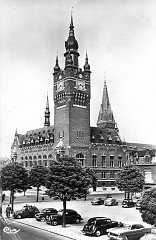 59 Armentieres Hotel de Ville